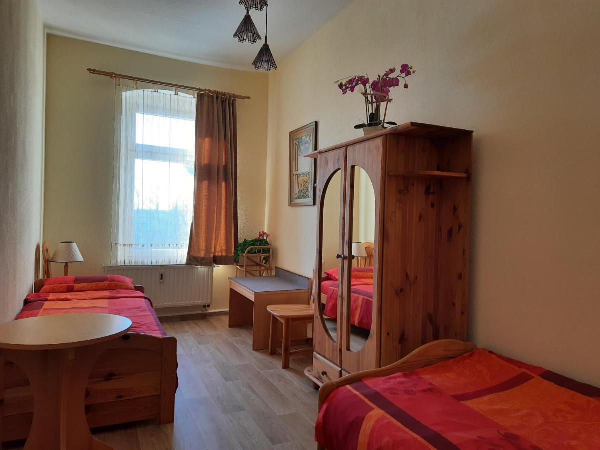 Aa-Apartment -7 Wohnungen Fuer Geschaeftsreisende - Wie Zu Hause Хемниц Экстерьер фото